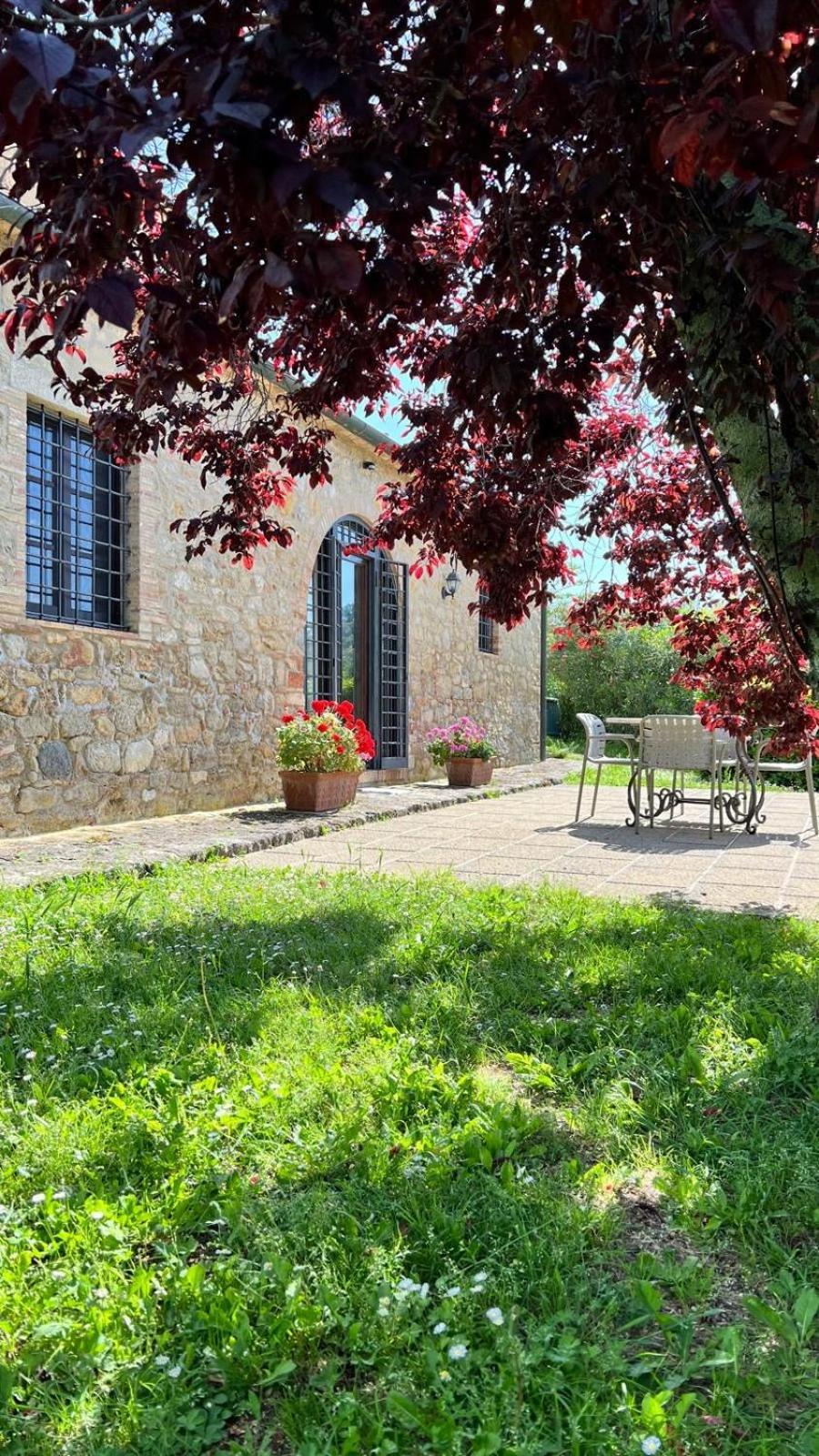 Agriturismo Podere Cortilla Volterra Exterior photo